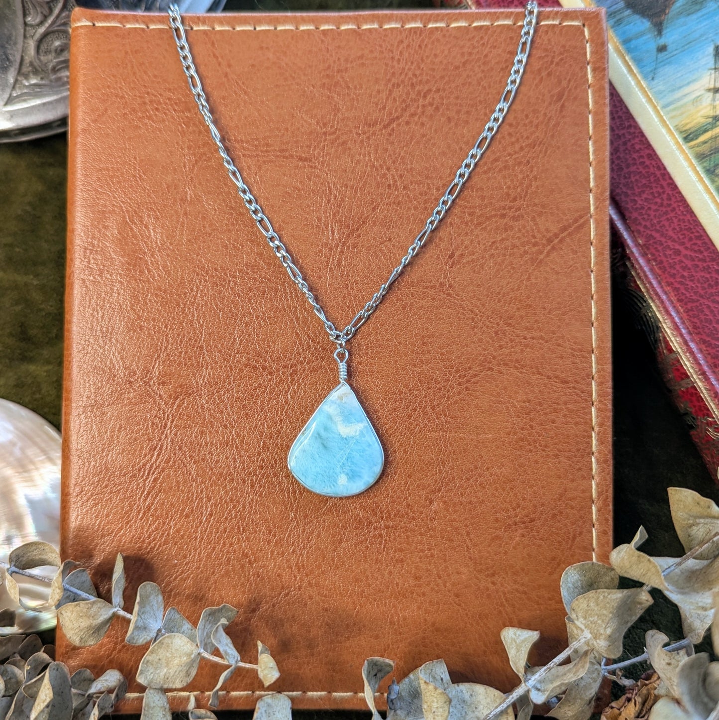 Collier Larry
