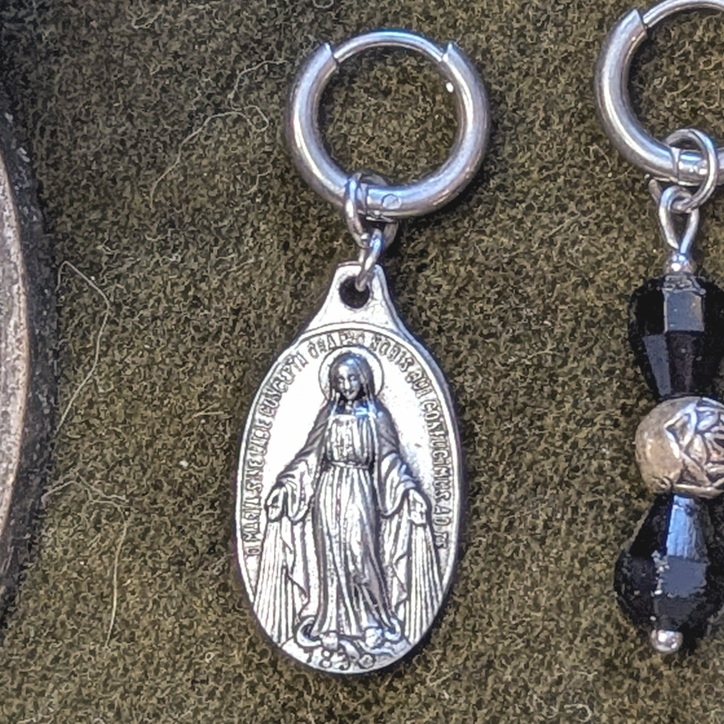 Boucles d'oreilles Alama